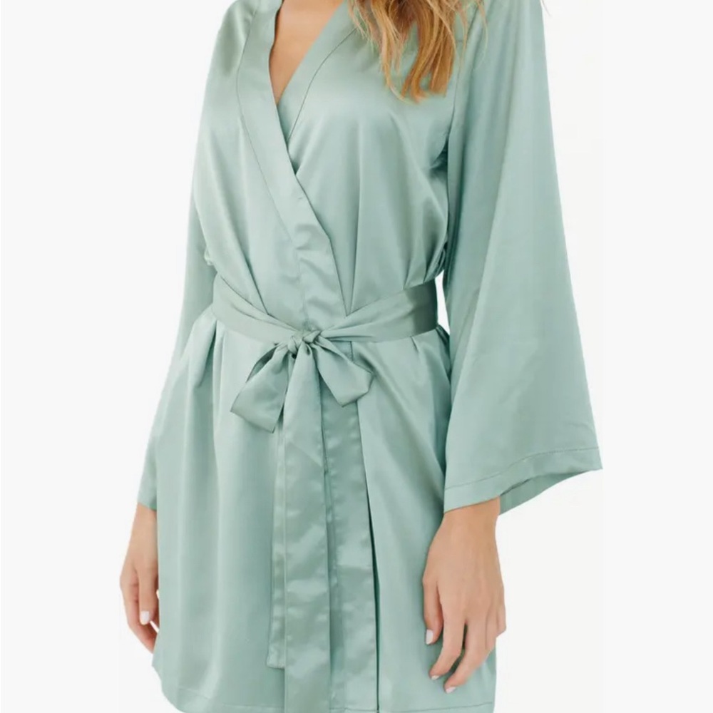 Plum Pretty Sugar Satin Robe